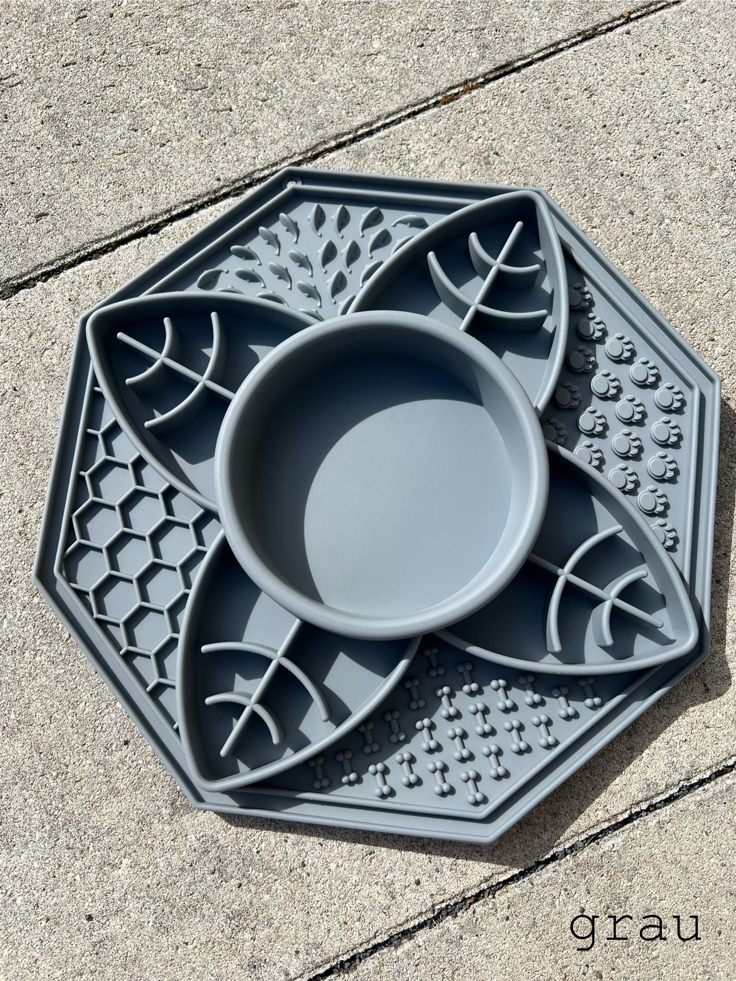 Schleckmatte ; Slow Feeder ; Hundenapf ; Napf ; Hund ; Hundeeis ; XL ; Große Schleckmatte ; enrichment