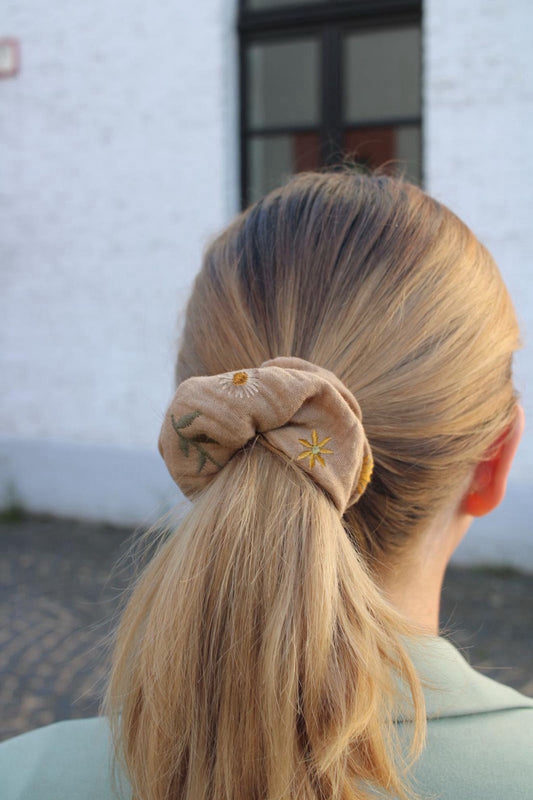 Musselin Scrunchie Flowers
