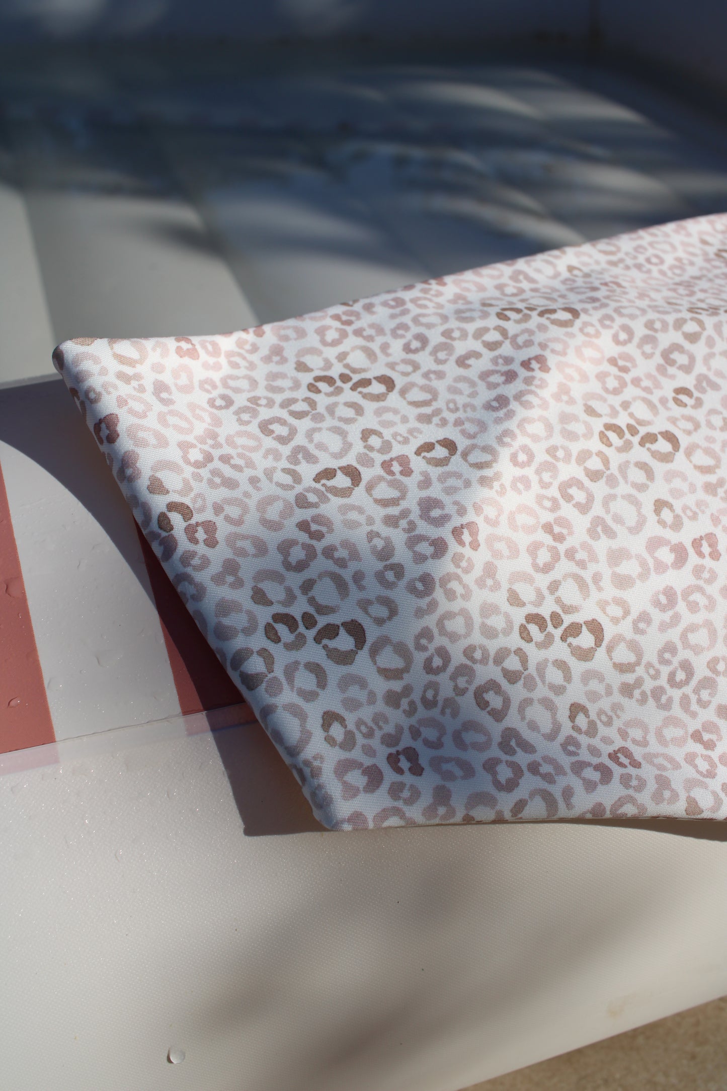 Badehalstuch Leo Beige